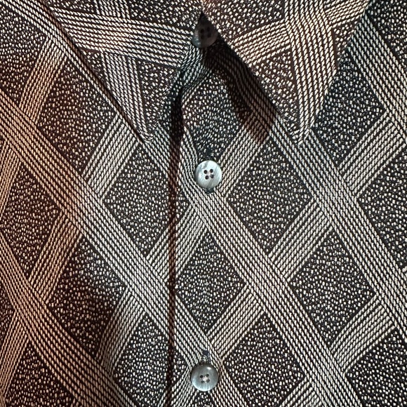 Men's BACHRACH Button Up Tan Black Shirt Diamond Pattern Size Medium 90's Y2K - Picture 3 of 6